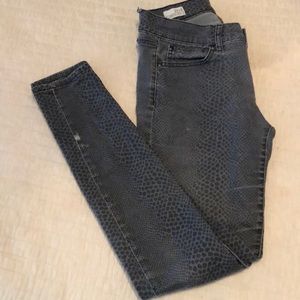 GAP snake print grey leggings jeans 27/4